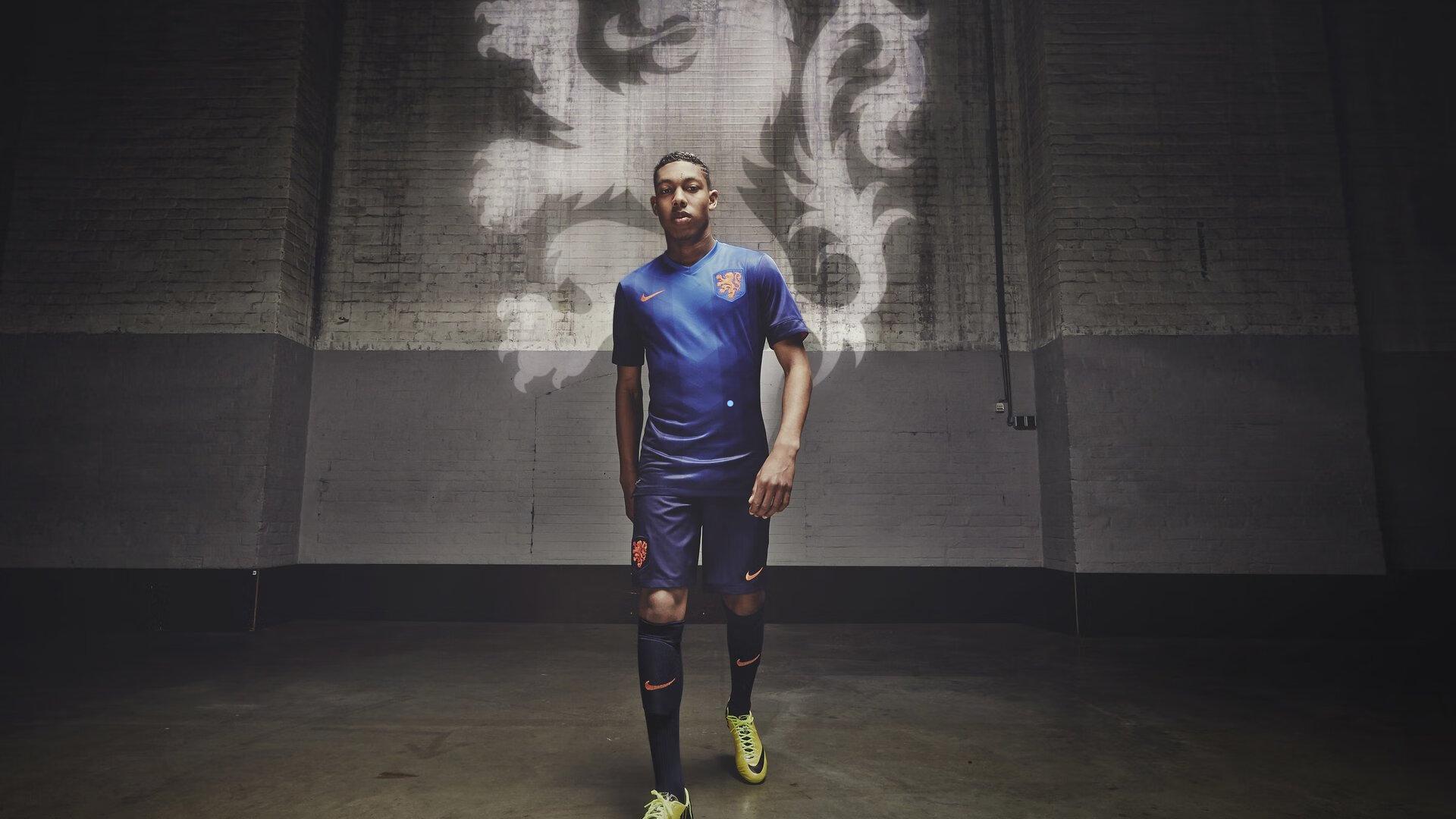 欧冠冷门夜，豪门失色，平民闪光—曼城巴黎双双翻车，卡拉巴克逆袭引领新潮流