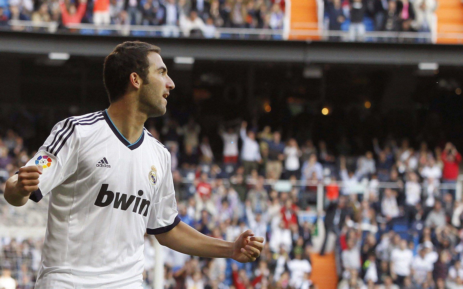 意甲劲旅乌迪内斯正式签下哥伦比亚新星阿里萨拉，展望未来新篇章